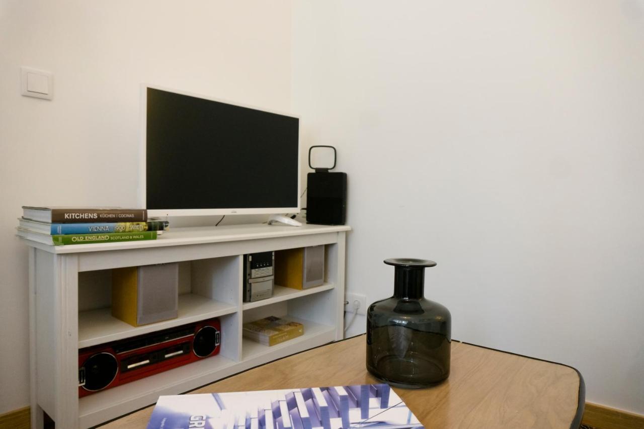 Frei Fortunato Sunny Apartment Lisbona Esterno foto